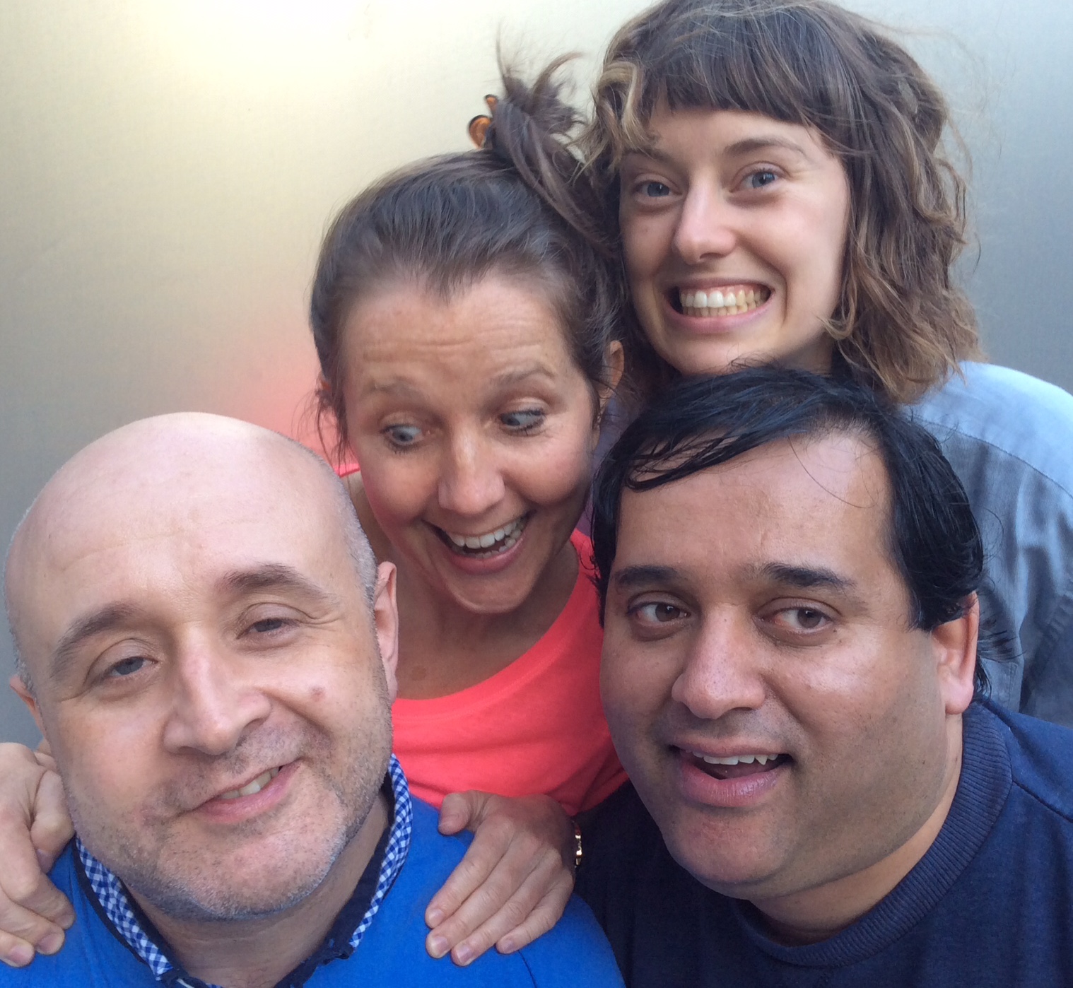 256532E9-0222-4BF6-812D-83AD871386E9